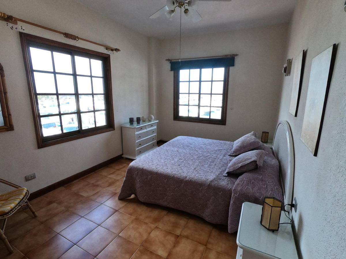 Apartamento Vacacional Los Gigantes Santiago Del Teide Luaran gambar