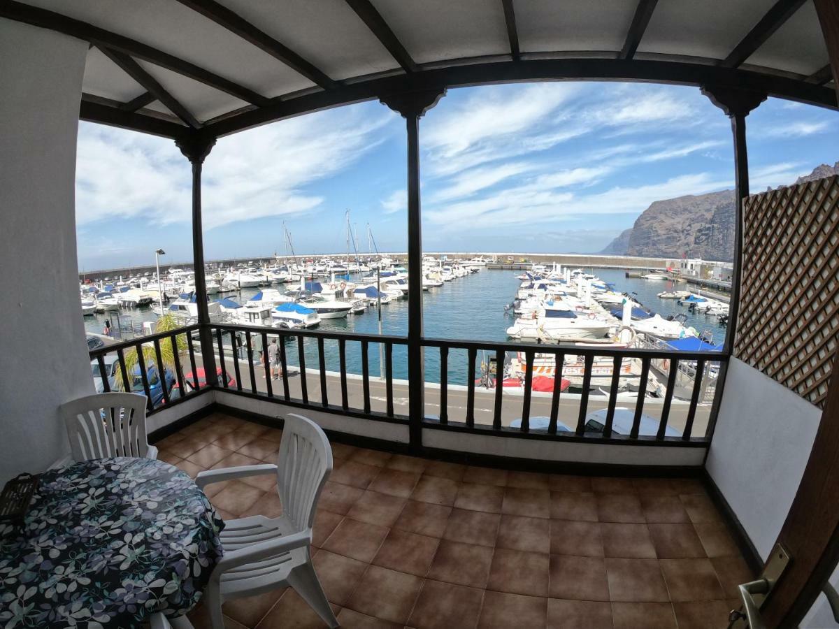 Apartamento Vacacional Los Gigantes Santiago Del Teide Luaran gambar