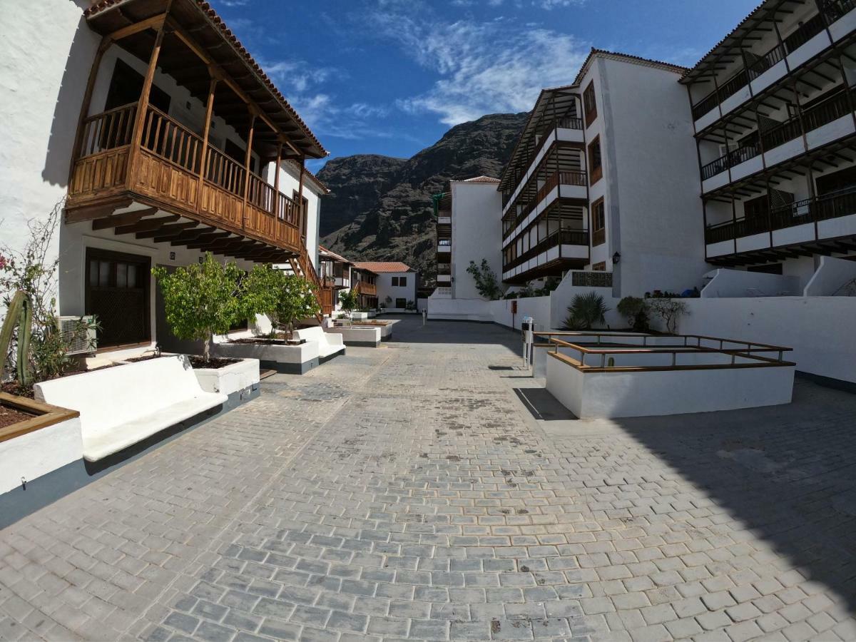 Apartamento Vacacional Los Gigantes Santiago Del Teide Luaran gambar