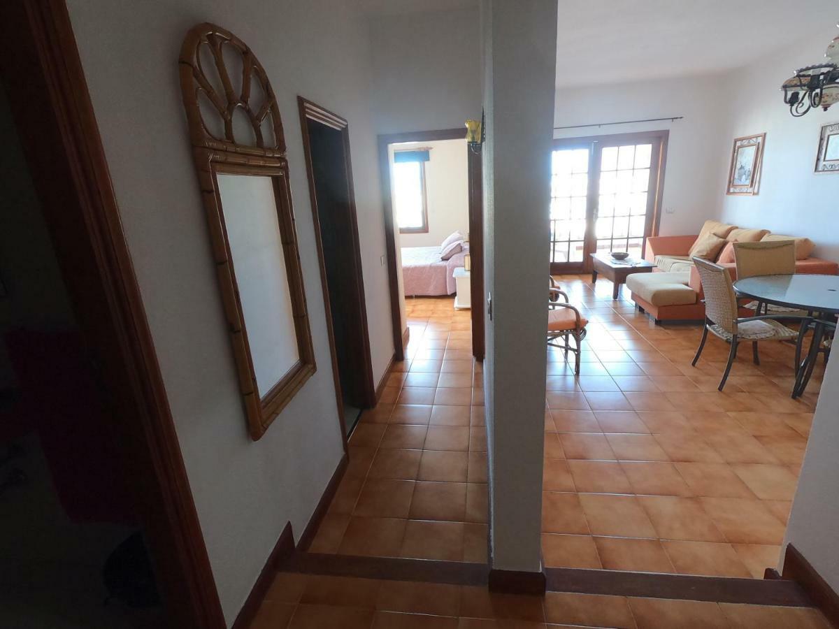 Apartamento Vacacional Los Gigantes Santiago Del Teide Luaran gambar